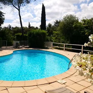 Le Relais Des Lavandins Le Muy